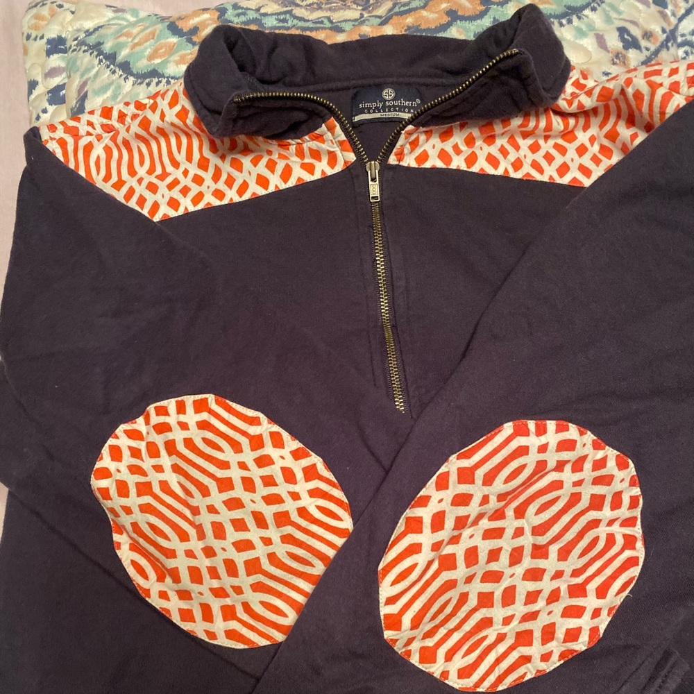 Simply southern pull over